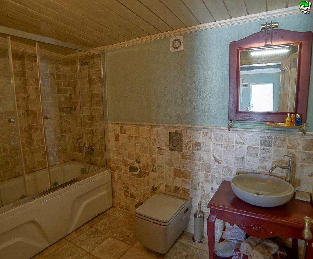 Karamela Hotel Ayvalik Exterior foto