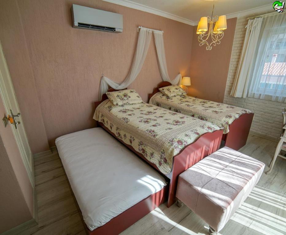 Karamela Hotel Ayvalik Exterior foto