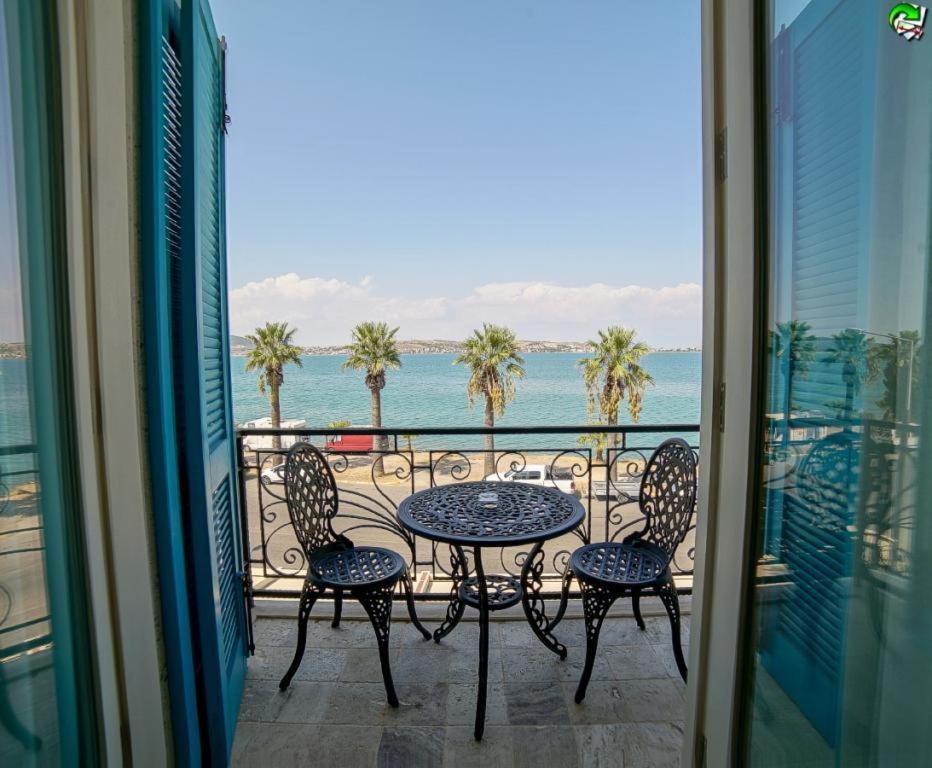 Karamela Hotel Ayvalik Exterior foto