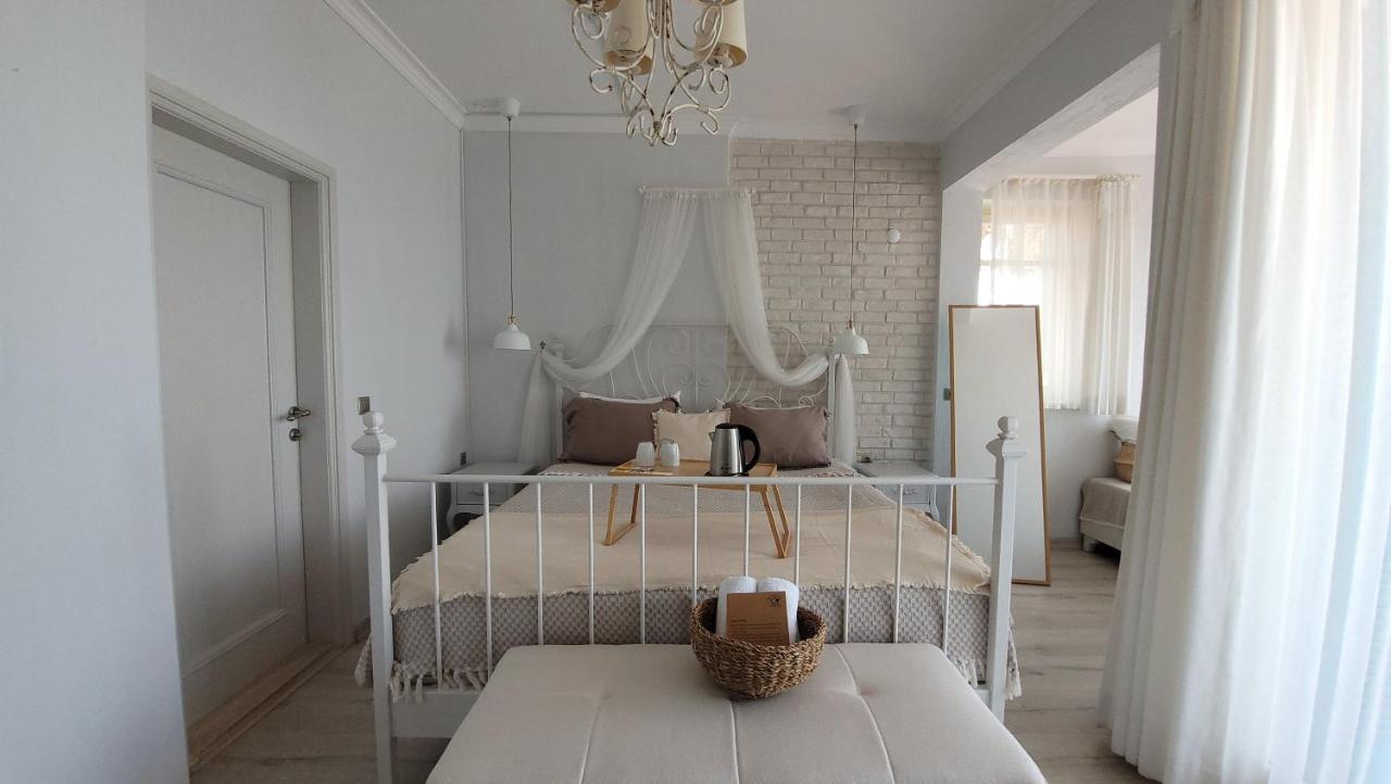 Karamela Hotel Ayvalik Exterior foto