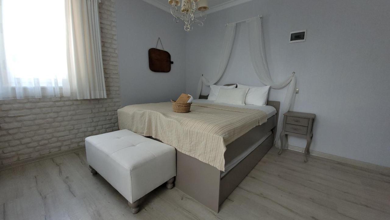 Karamela Hotel Ayvalik Exterior foto