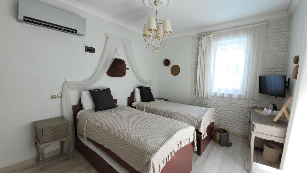 Karamela Hotel Ayvalik Exterior foto