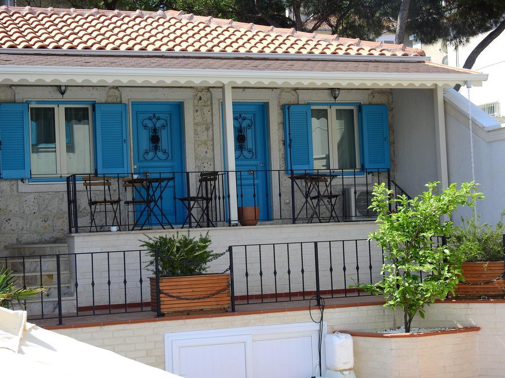 Karamela Hotel Ayvalik Exterior foto