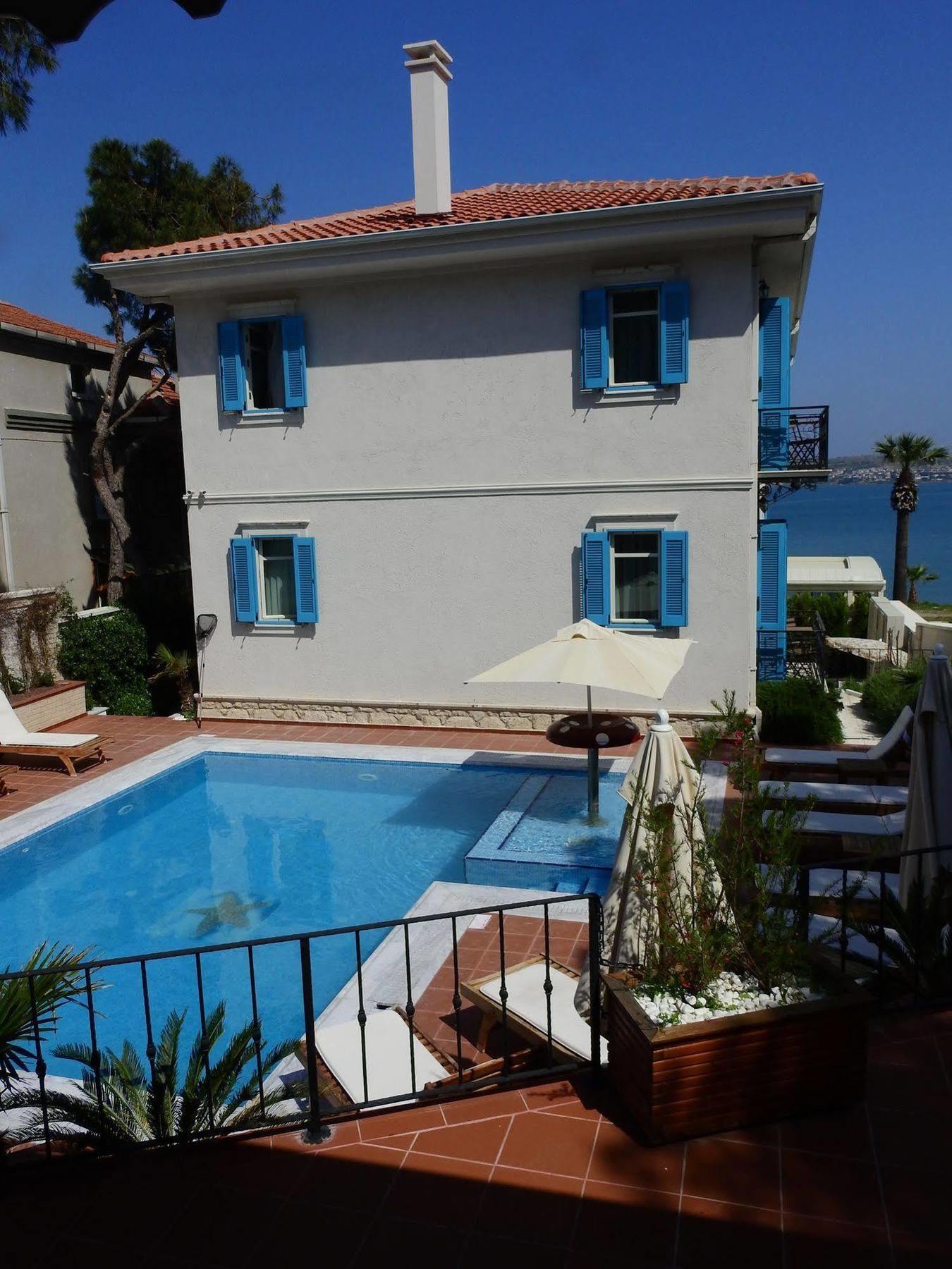 Karamela Hotel Ayvalik Exterior foto